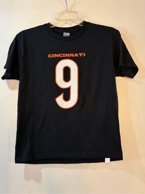Youth Gildan Cincinnati Joe Burrow #9 Sz Medium T-Shirt
